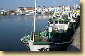 Normandy Calvados Grandcamp Port